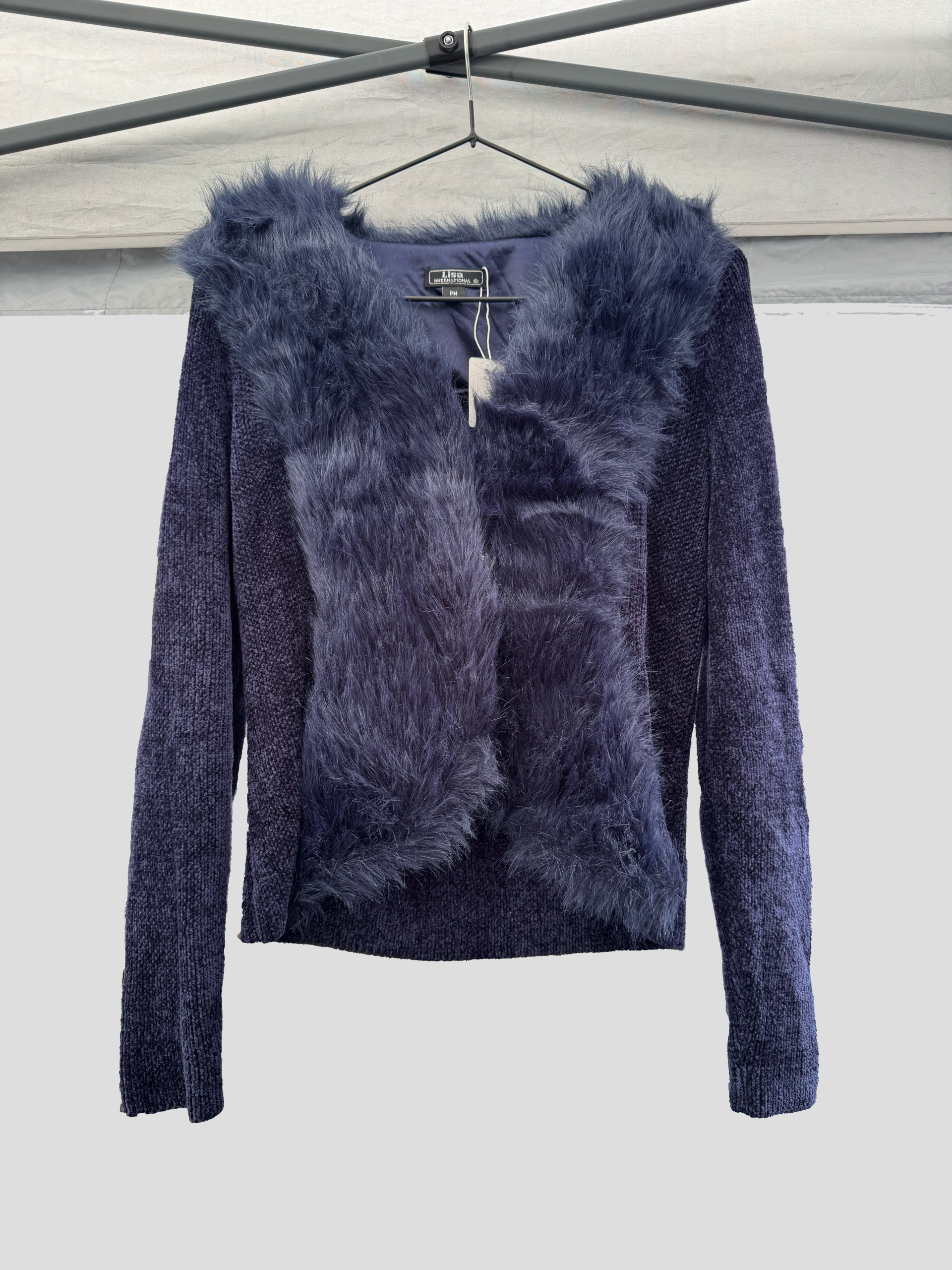 商品　Y2k far knit　ファーニット